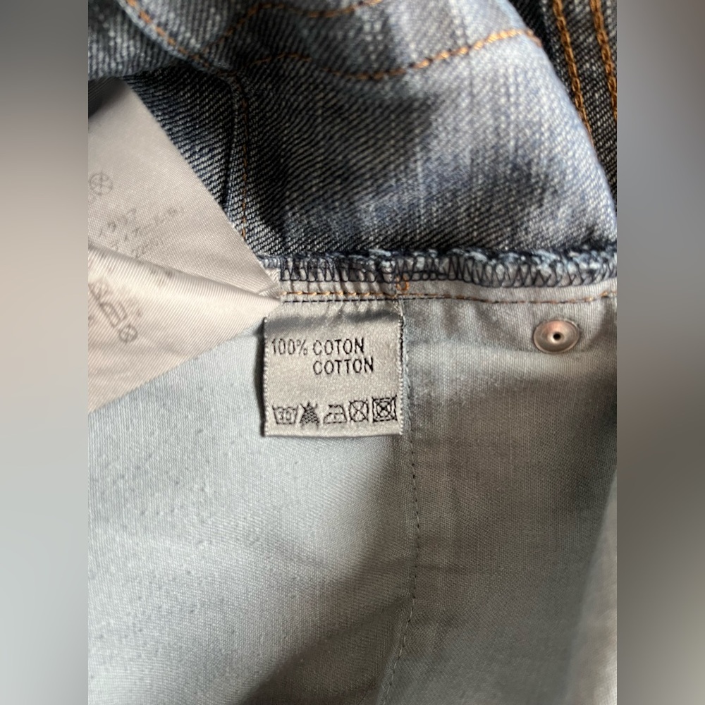 DIOR Homme. Medium Wash Straight Leg Slim Fit Denim Jeans. Size US 32. - Picture 7 of 16